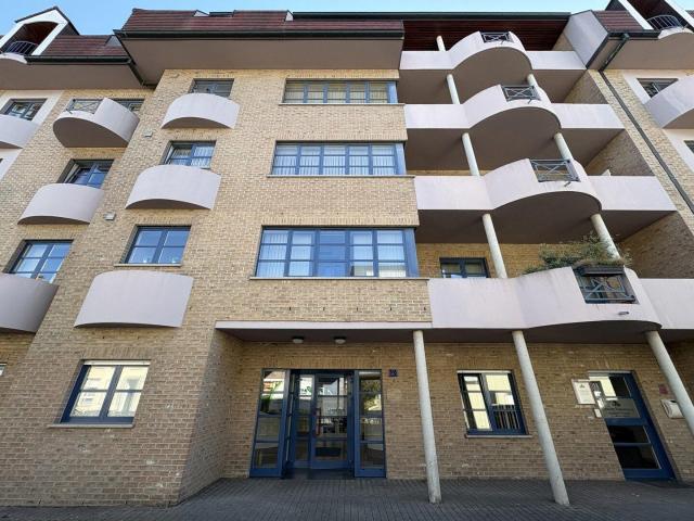 2 bedroom apartment near downtown Ronse