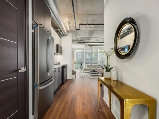 2 Bedroom Apartment Nepean ON 99792915