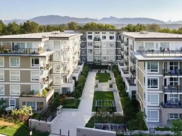 2 Bedroom Apartment New Westminster BC 105167143