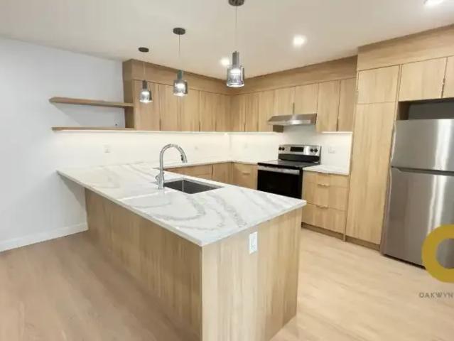 2 Bedroom Apartment North Vancouver BC 102752665