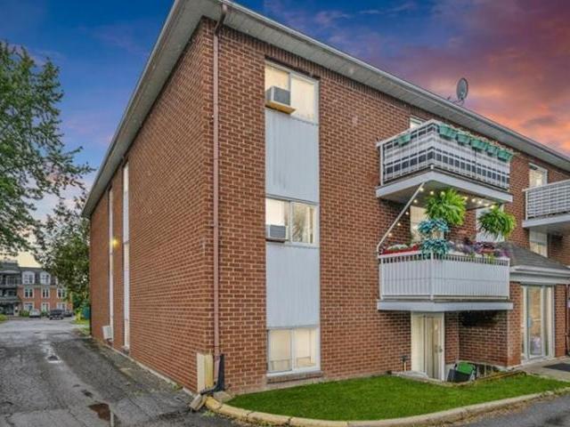 2 Bedroom Apartment Ottawa ON 103594062