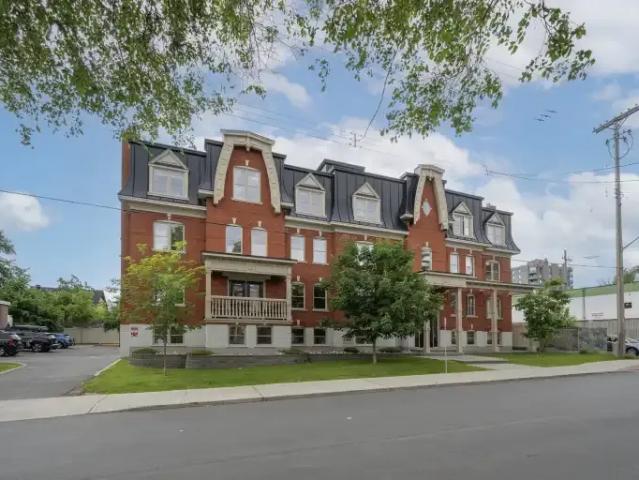 2 Bedroom Apartment Ottawa ON 103878665