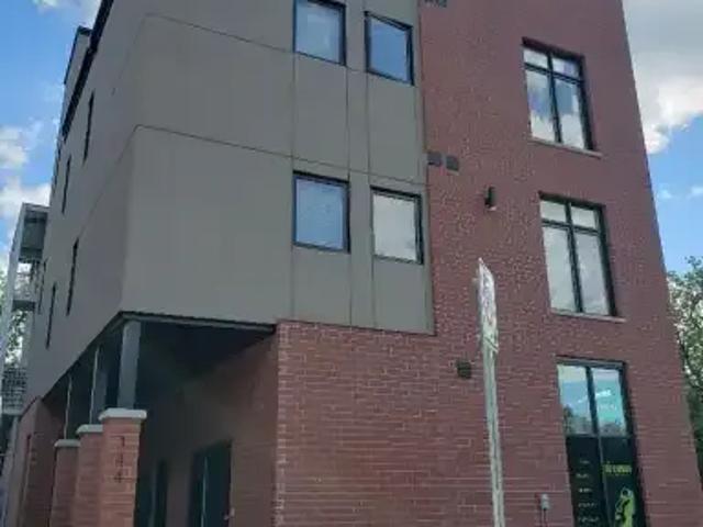 2 Bedroom Apartment Ottawa ON 105248574