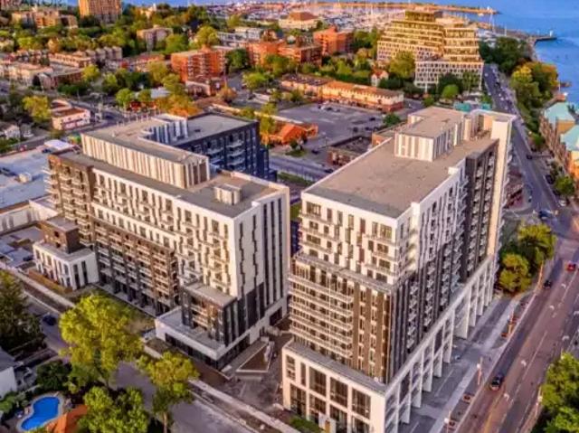 2 Bedroom Apartment Oakville ON 105004990
