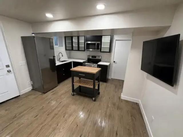 2 Bedroom Apartment Okotoks AB 105378224