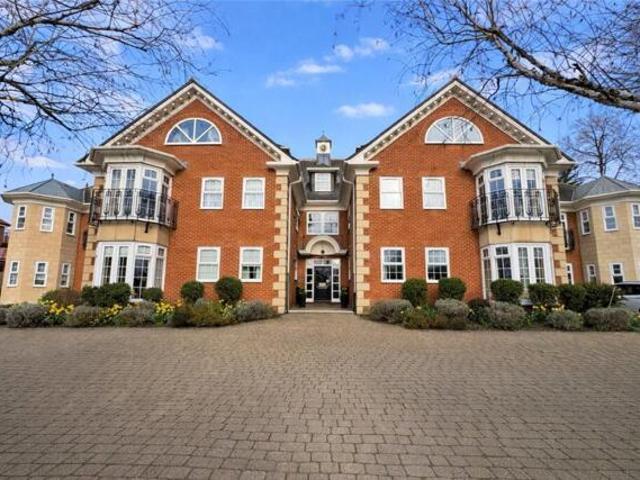 2 Bedroom Apartment Orpington Greater London 101676481