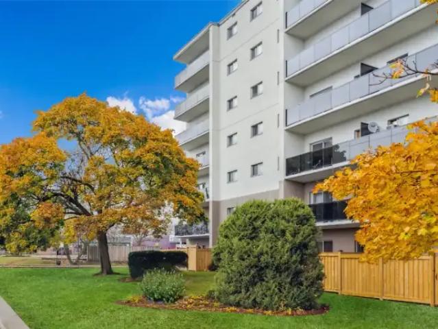 2 Bedroom Apartment Oshawa ON 101825891