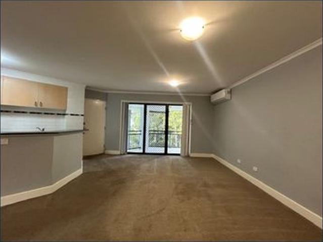 2 bedroom apartment available now