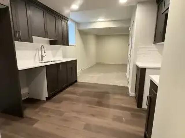 2 Bedroom Apartment Airdrie AB 104972584