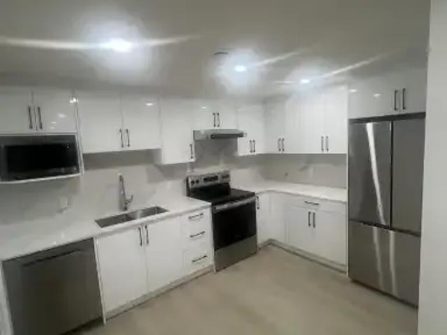 2 Bedroom Apartment Airdrie AB 105877602
