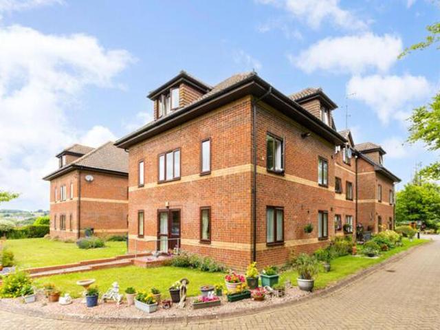 2 Bedroom Apartment Alton Hampshire 101996321