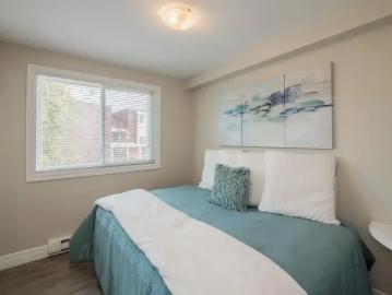 2 Bedroom Apartment Amherstview ON 94754393