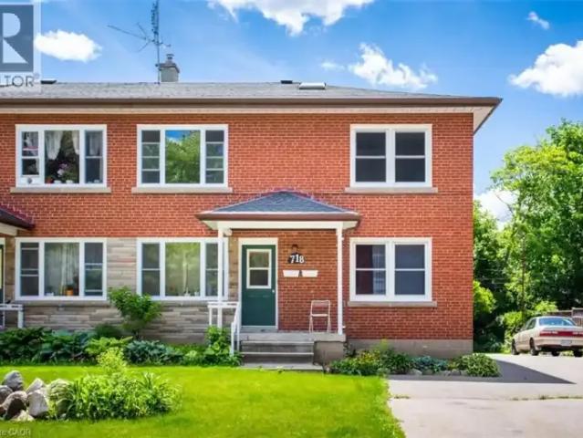 2 Bedroom Apartment Burlington ON 104864333