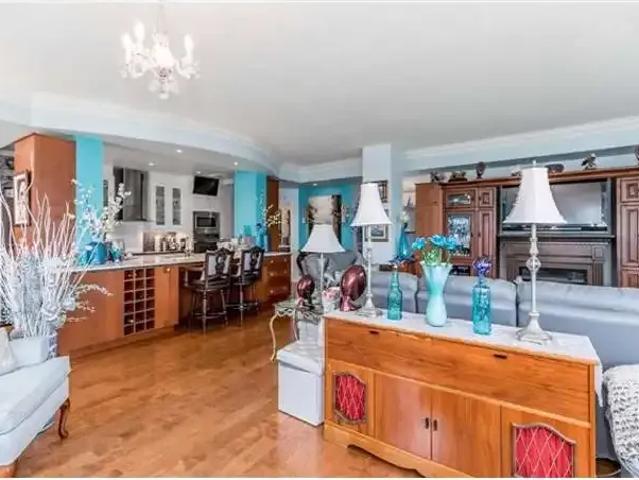 2 Bedroom Apartment Barrie ON 104863783