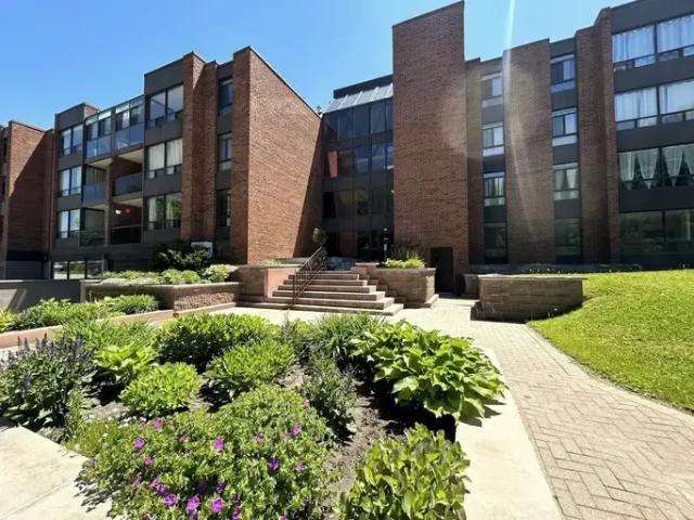 2 Bedroom Apartment Barrie ON LS90751764