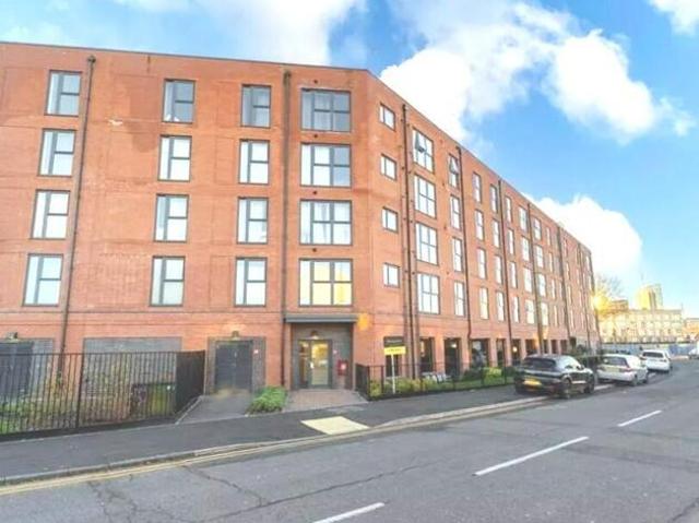 2 Bedroom Apartment Birmingham Birmingham 100733869