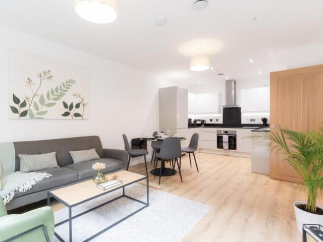 2 Bedroom Apartment Birmingham Birmingham 101492603
