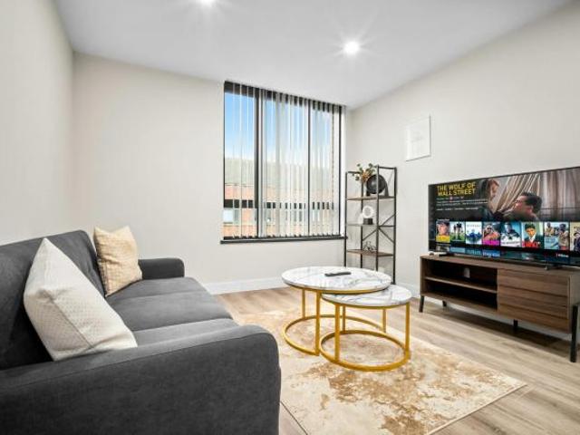 2 Bedroom Apartment Birmingham Birmingham LS82579569