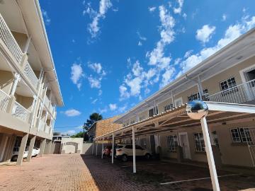 2 Bedroom Apartment Block To Let in Bult South