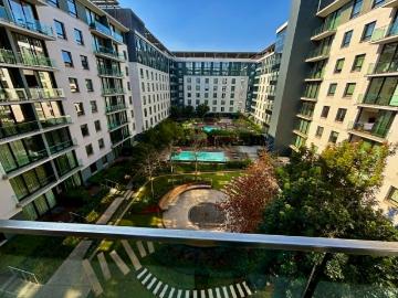 2 Bedroom Apartment Block To Let in Melrose