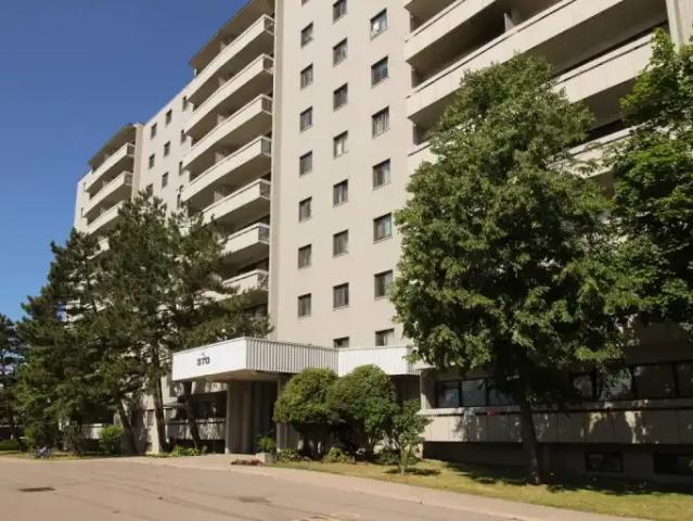 2 Bedroom Apartment Brampton ON 97630443
