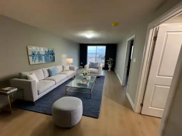 2 Bedroom Apartment Brantford ON 100707500