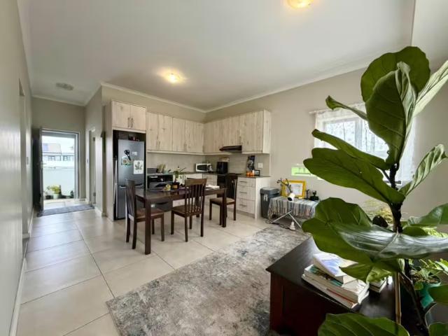 2 Bedroom Apartment Brackenfell South Brackenfell South 105864872