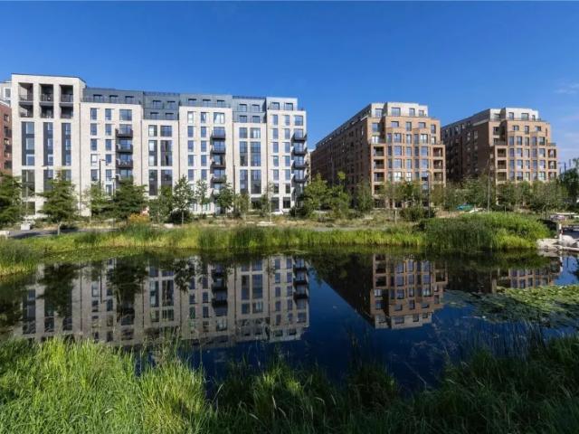 2 Bedroom Apartment Brent Cross London 102596407