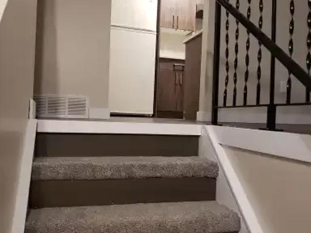 2 Bedroom Apartment Brooks AB 104842159