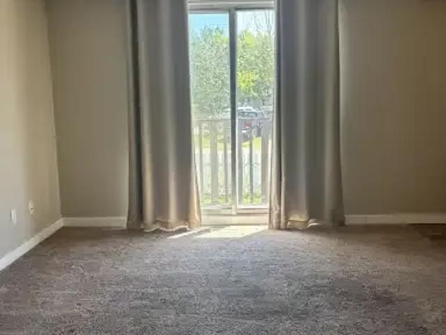 2 Bedroom Apartment Brooks AB 104842160
