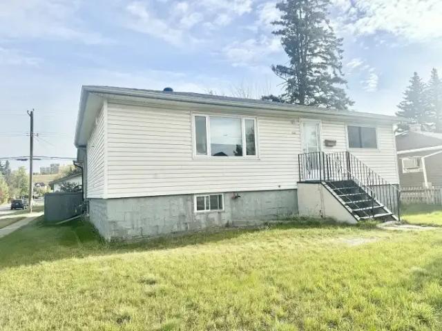 2 Bedroom Apartment Calgary AB 104401691