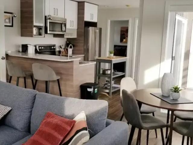 2 Bedroom Apartment Calgary AB 104470633