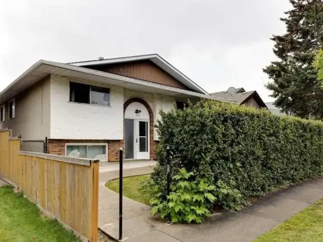 2 Bedroom Apartment Calgary AB 104470806