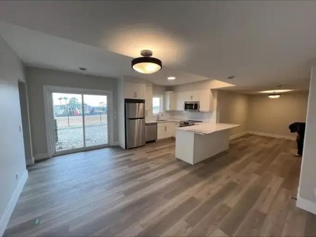 2 Bedroom Apartment Calgary AB 104535466