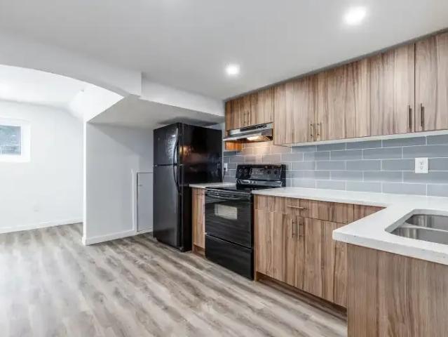 2 Bedroom Apartment Calgary AB 104598279