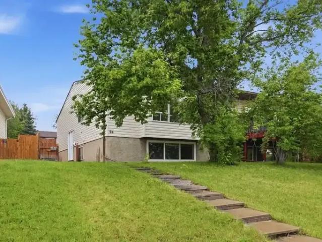 2 Bedroom Apartment Calgary AB 104638391