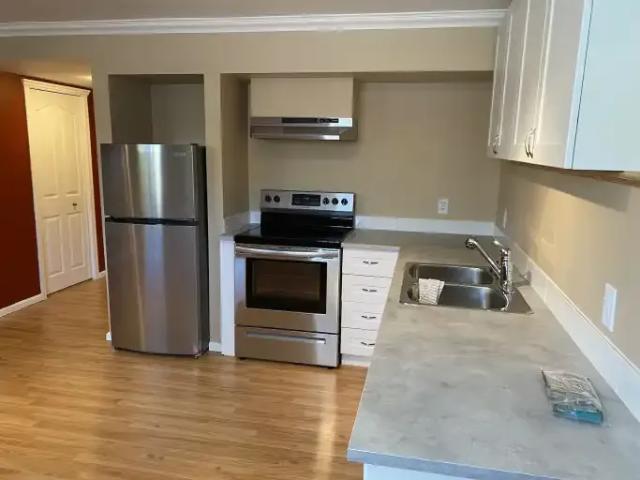 2 Bedroom Apartment Calgary AB 104681717