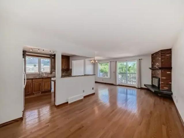 2 Bedroom Apartment Calgary AB 104711585