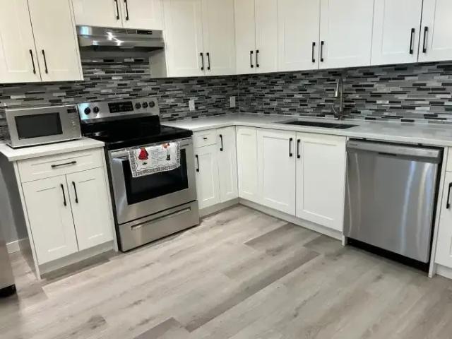2 Bedroom Apartment Calgary AB 104888637