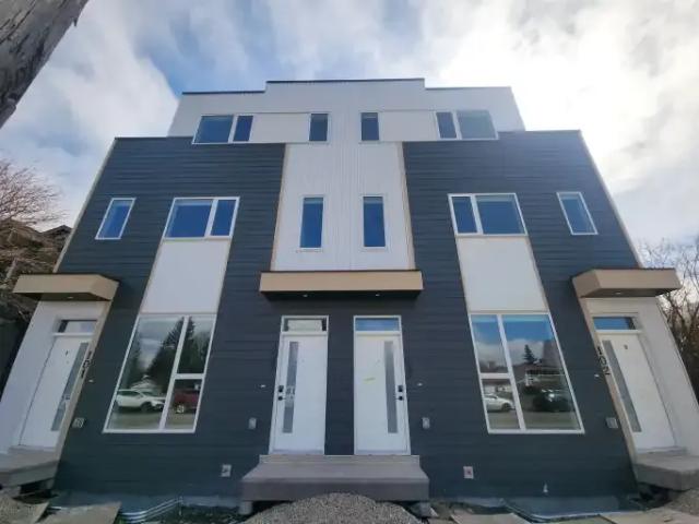 2 Bedroom Apartment Calgary AB 104894975