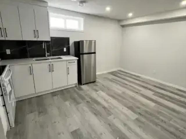 2 Bedroom Apartment Calgary AB 104957066
