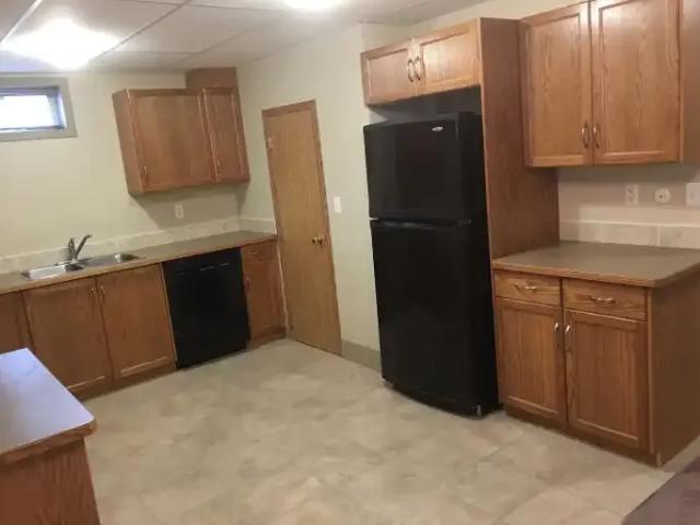 2 Bedroom Apartment Calgary AB 104957297