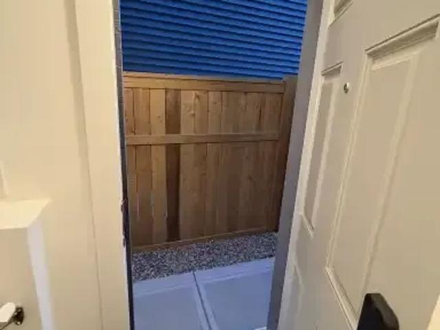 2 Bedroom Apartment Calgary AB 104957412