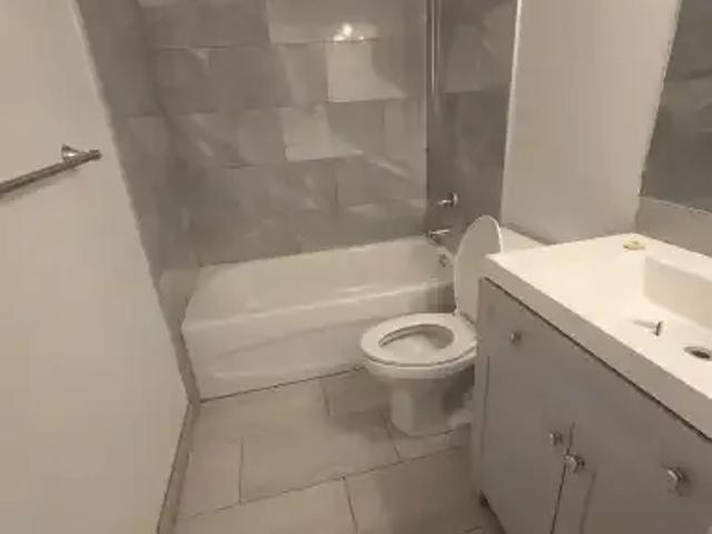 2 Bedroom Apartment Calgary AB 104957428