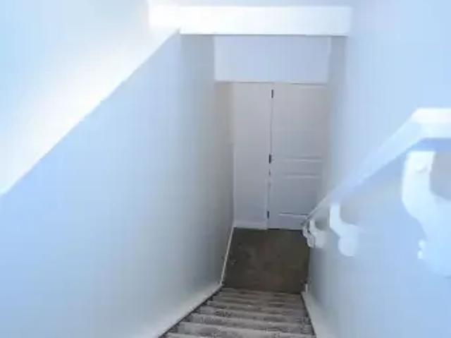 2 Bedroom Apartment Calgary AB 104957551