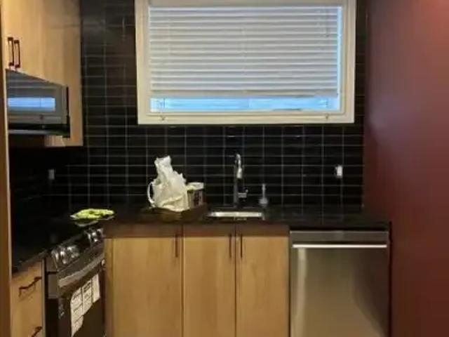 2 Bedroom Apartment Calgary AB 104985952