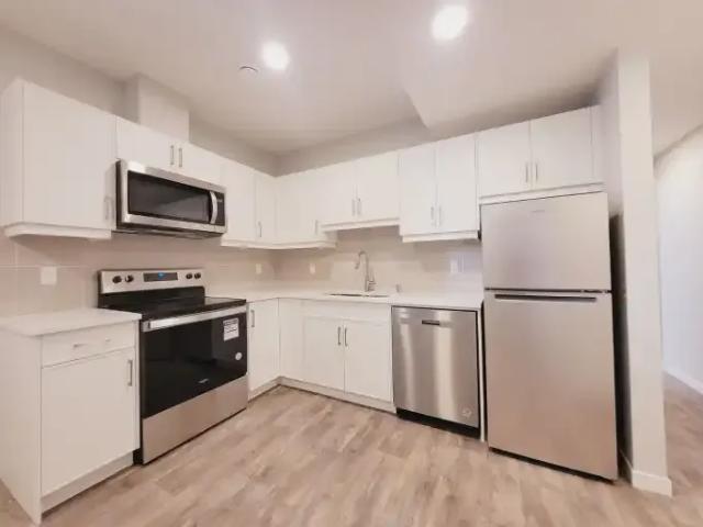 2 Bedroom Apartment Calgary AB 105009049
