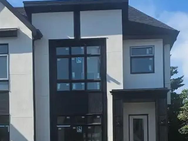 2 Bedroom Apartment Calgary AB 105087725