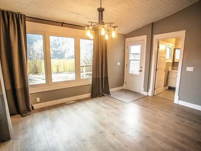 2 Bedroom Apartment Calgary AB 105198497
