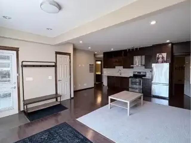 2 Bedroom Apartment Calgary AB 105198578